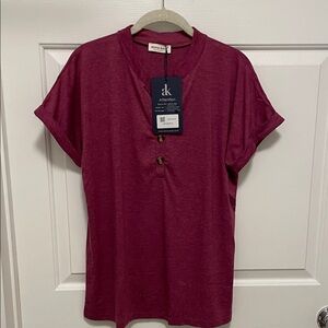 ANNA KACI Women's Short Sleeve Top Burgundy Medium NEW! V Neck